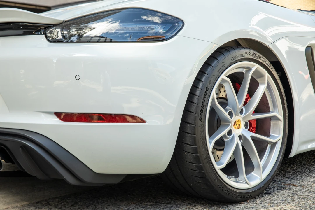 2020 Porsche 718 Boxster Spyder - Image 27 of 31
