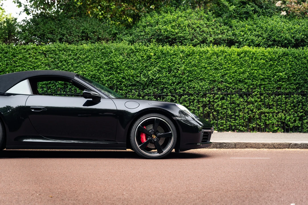 2020 Porsche 992 Carrera S - Image 5 of 31