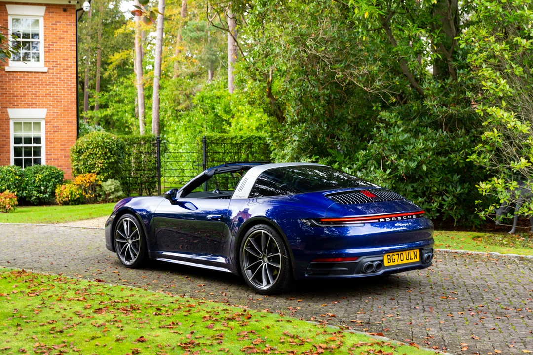 2020 Porsche 992 Targa 4 & 4S - Image 6 of 31