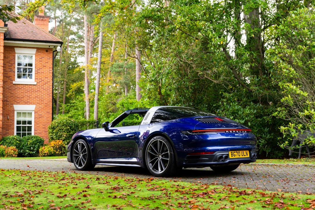 2020 Porsche 992 Targa 4 & 4S - Image 13 of 31