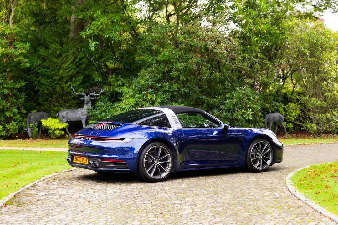 2020 Porsche 992 Targa 4 & 4S - Image 19 of 31