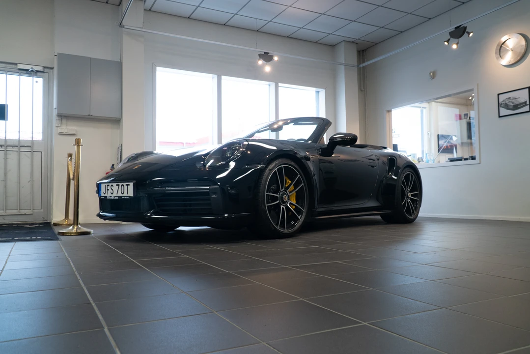 2020 Porsche 992 Turbo - Image 10 of 31