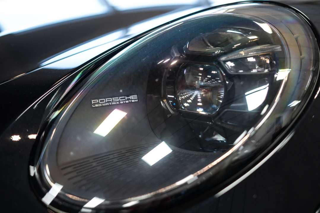 2020 Porsche 992 Turbo - Image 23 of 31