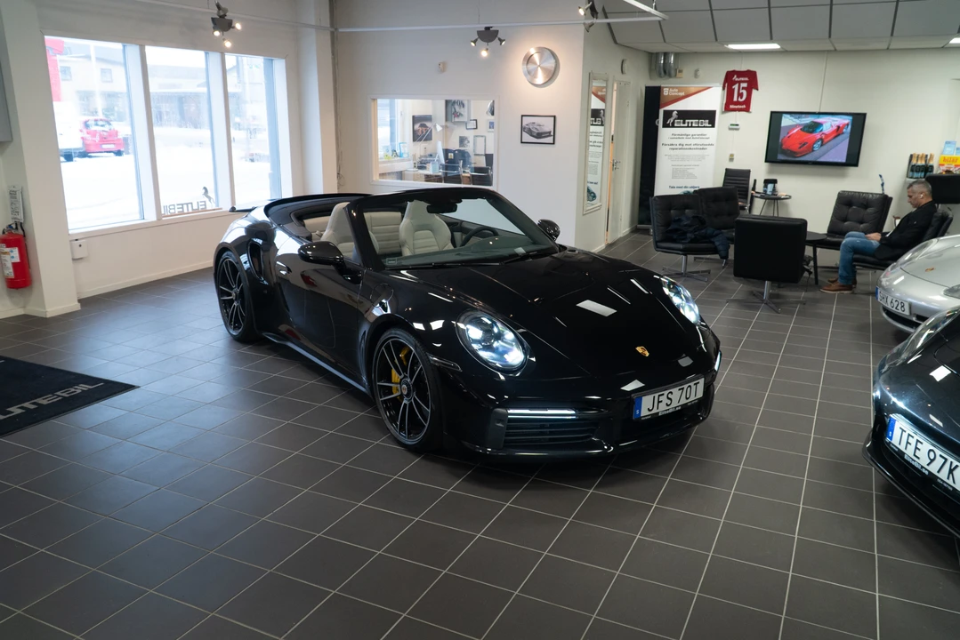 2020 Porsche 992 Turbo - Image 13 of 31