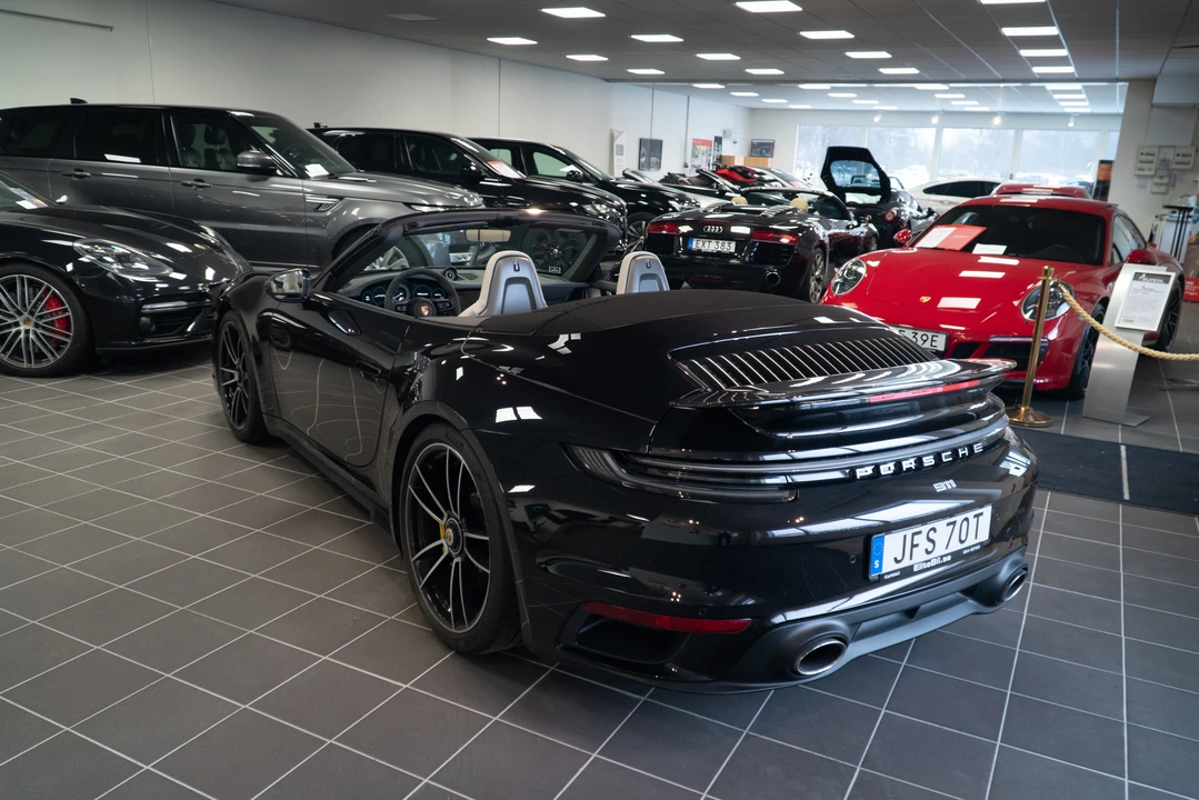 2020 Porsche 992 Turbo - Image 11 of 31
