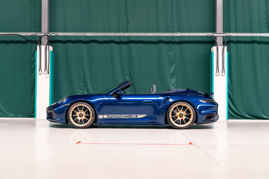 2020 Porsche 992 Turbo - Image 9 of 31