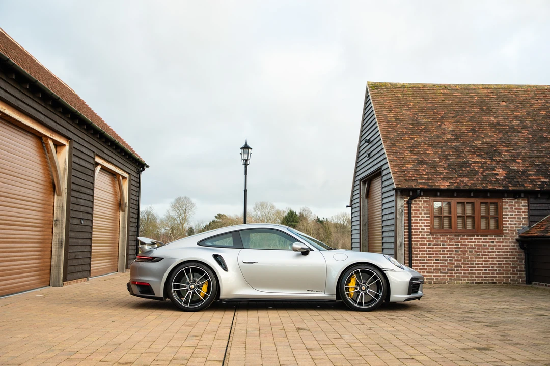 2020 Porsche 992 Turbo - Image 15 of 31