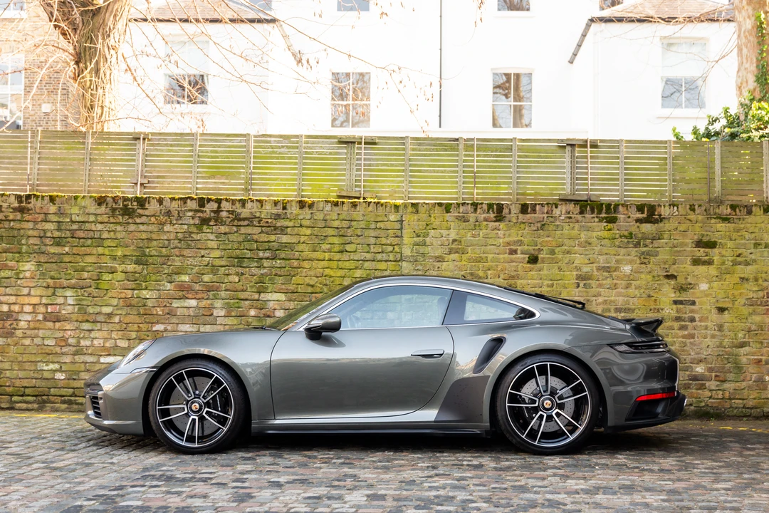 2020 Porsche 992 Turbo - Image 18 of 31