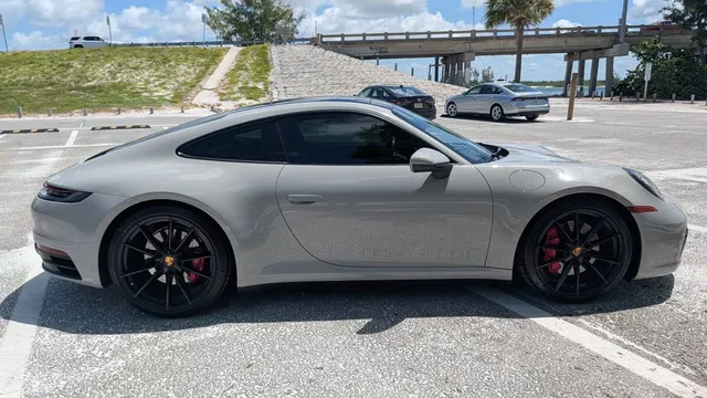 2020 Porsche 911 Carrera S
