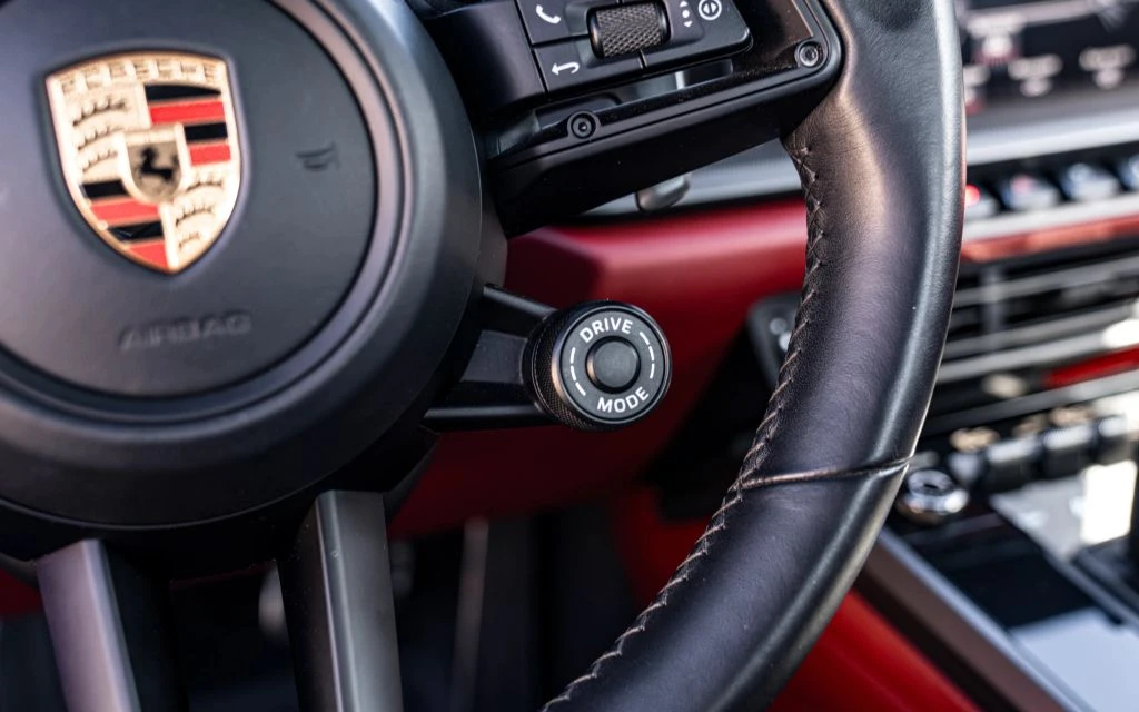2020 Porsche 992 Carrera 4 - Image 17 of 22