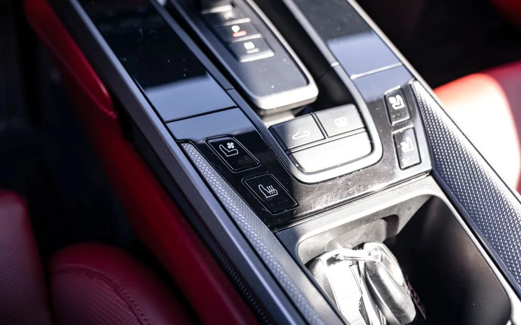 2020 Porsche 992 Carrera 4 - Image 14 of 22