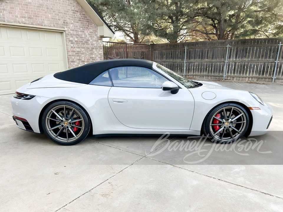 2020 Porsche 992 Carrera 4S - Image 3 of 6