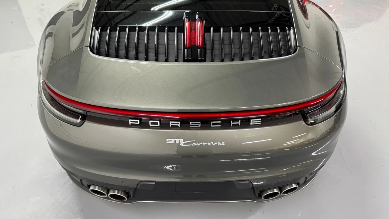 2020 Porsche 992 Carrera S - Image 14 of 21