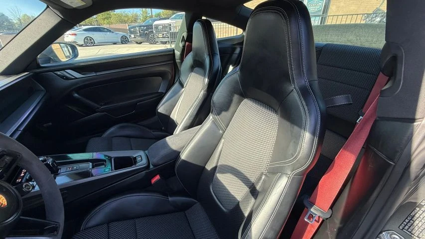 2020 Porsche 992 Carrera - Image 8 of 18