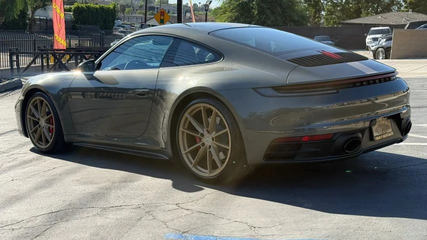 2020 Porsche 992 Carrera - Image 5 of 18
