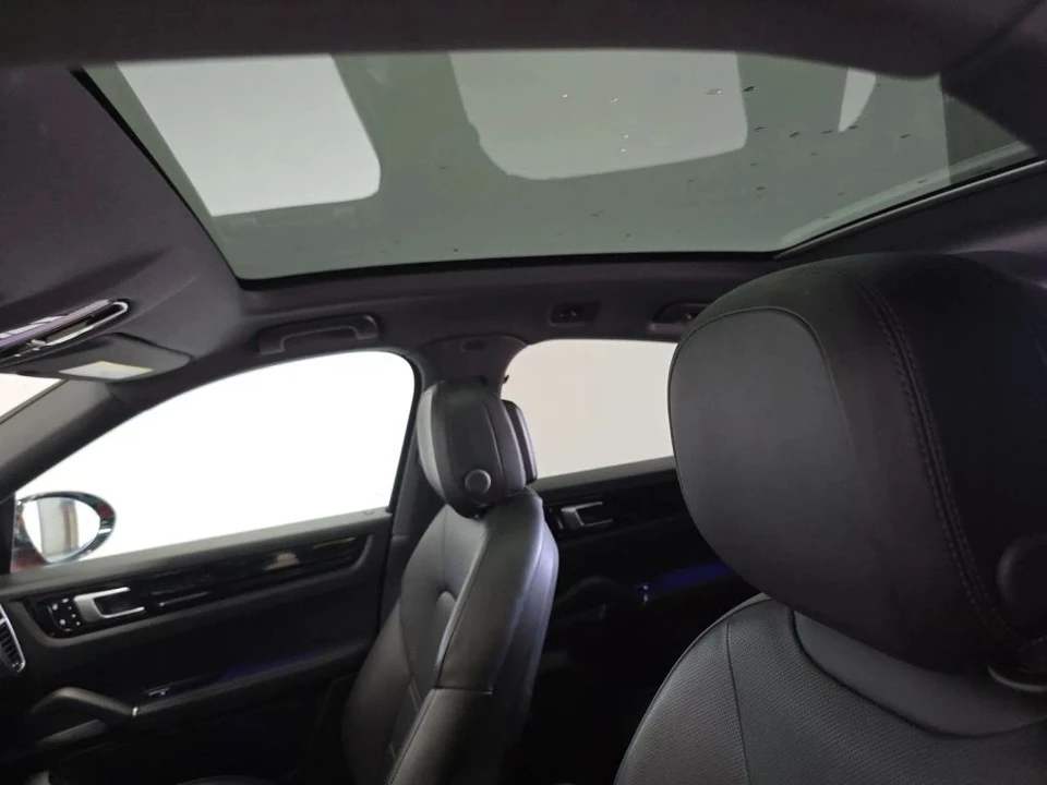 2020 Porsche 9Y0/9Y3 Cayenne Coupe - Image 10 of 12