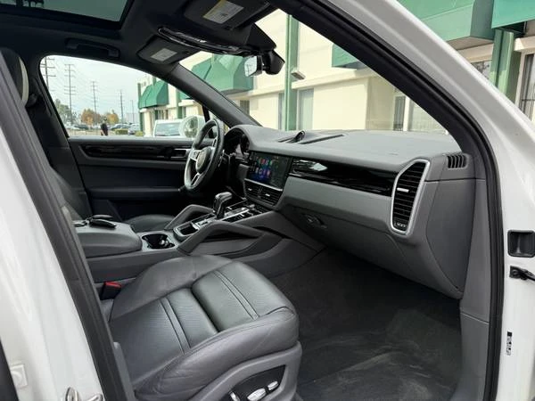 2020 Porsche 9Y0/9Y3 Cayenne - Image 10 of 21
