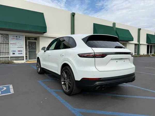 2020 Porsche 9Y0/9Y3 Cayenne - Image 4 of 21