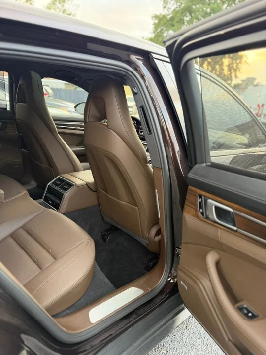 2020 Porsche 971 Panamera - Image 19 of 31