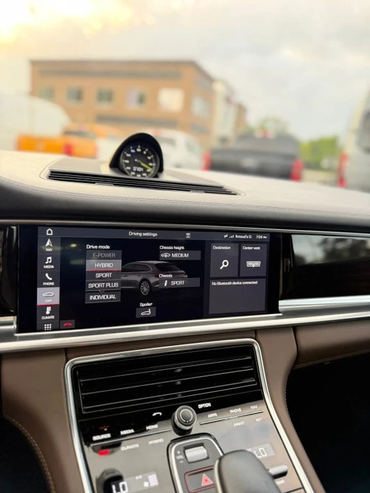 2020 Porsche 971 Panamera - Image 27 of 31