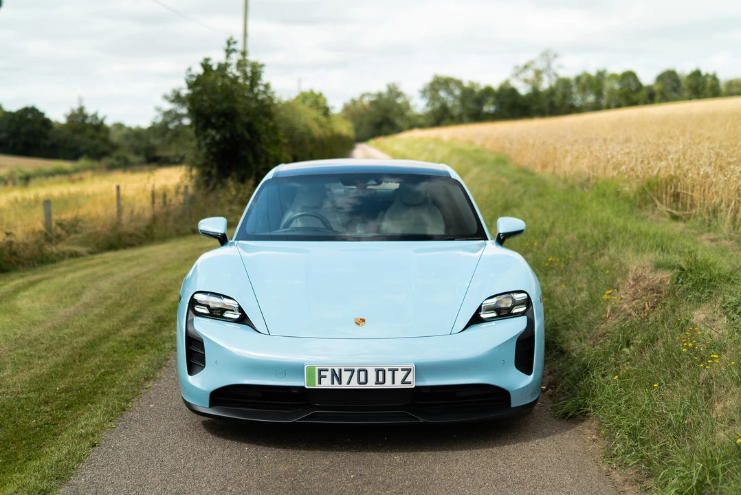2020 Porsche Taycan 4S - Image 4 of 31