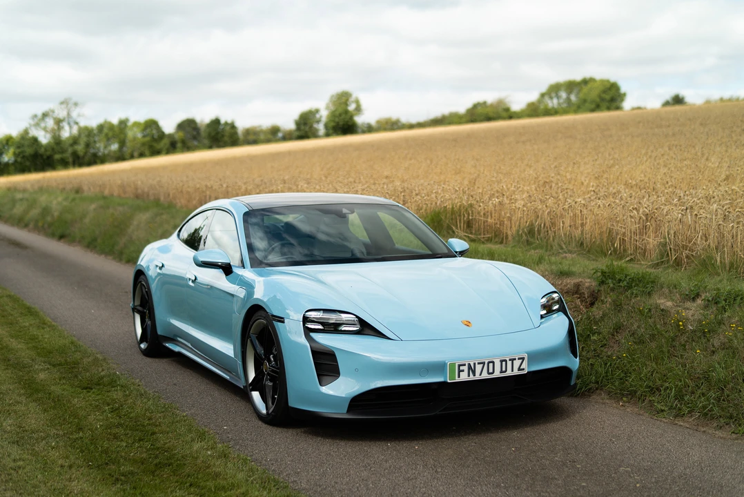 2020 Porsche Taycan 4S - Image 5 of 31