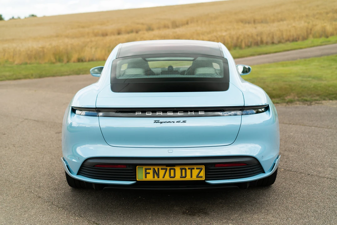 2020 Porsche Taycan 4S - Image 12 of 31