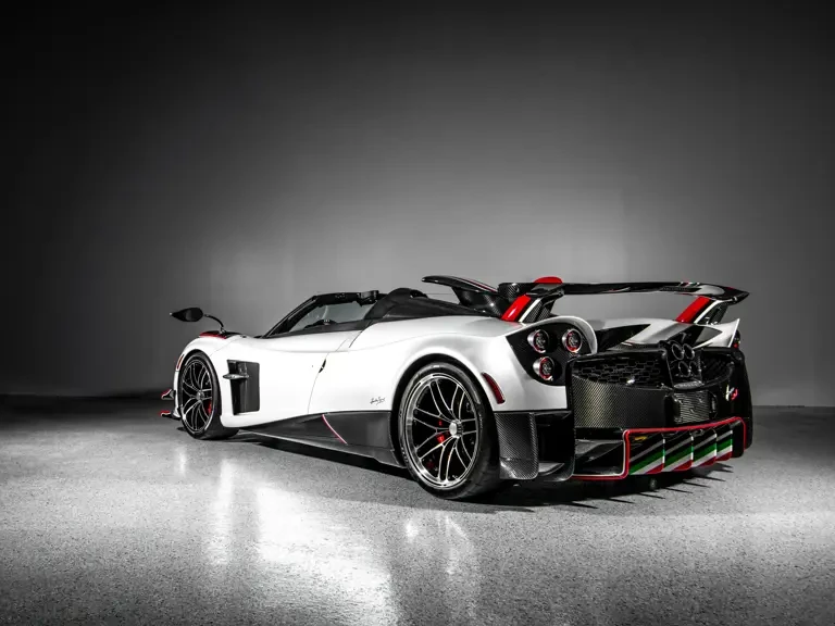2020 Pagani Huayra - Image 11 of 31