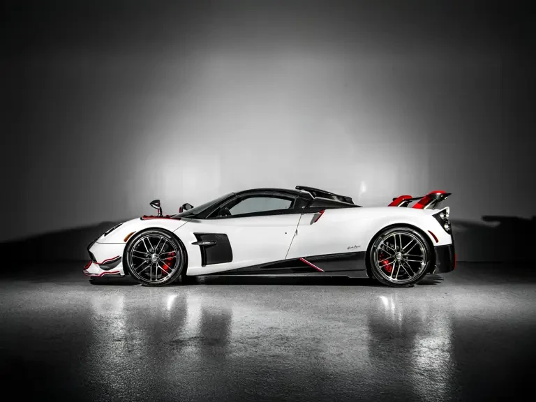 2020 Pagani Huayra - Image 6 of 31