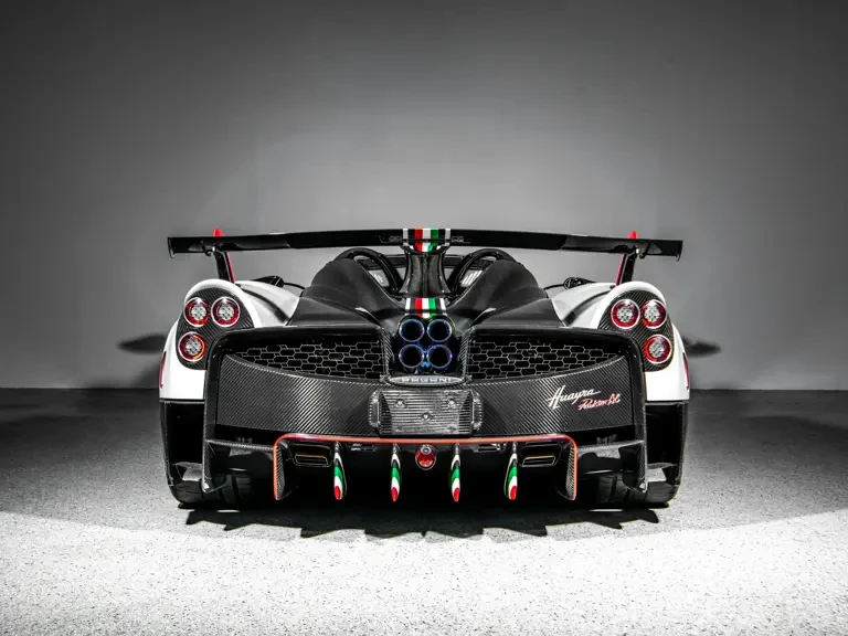 2020 Pagani Huayra - Image 9 of 31