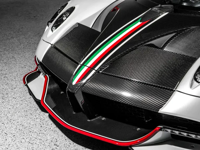 2020 Pagani Huayra - Image 14 of 31