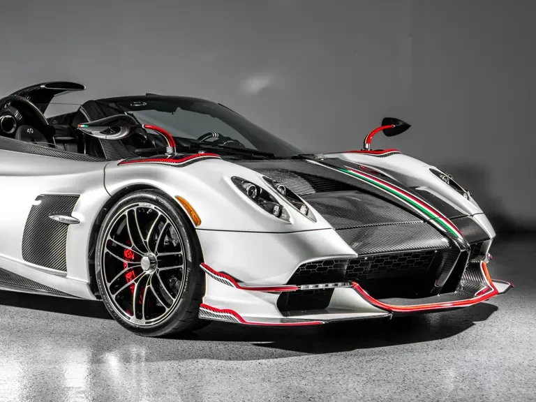 2020 Pagani Huayra - Image 13 of 31