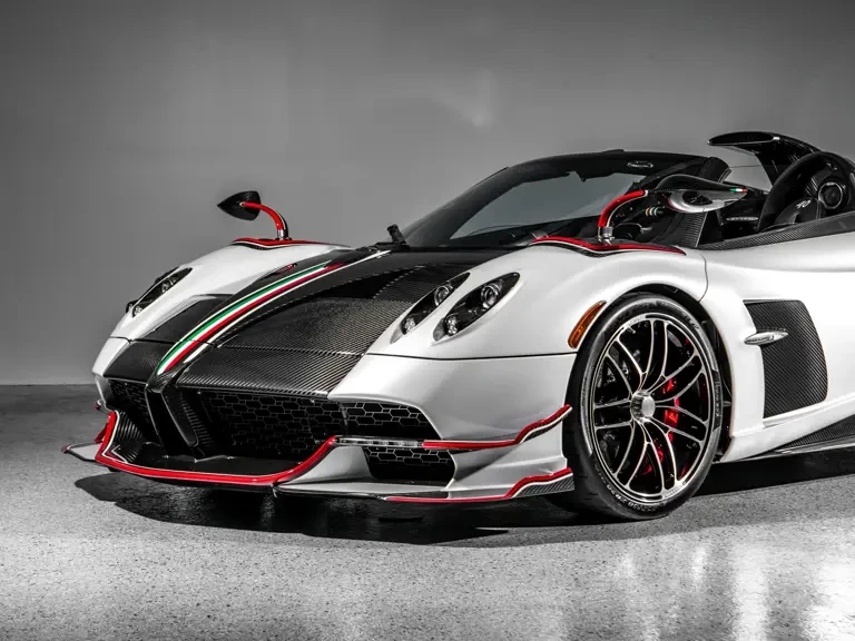 2020 Pagani Huayra - Image 12 of 31