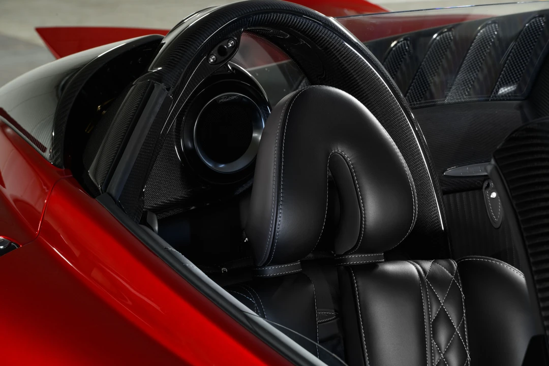 2020 Pagani Huayra - Image 18 of 31
