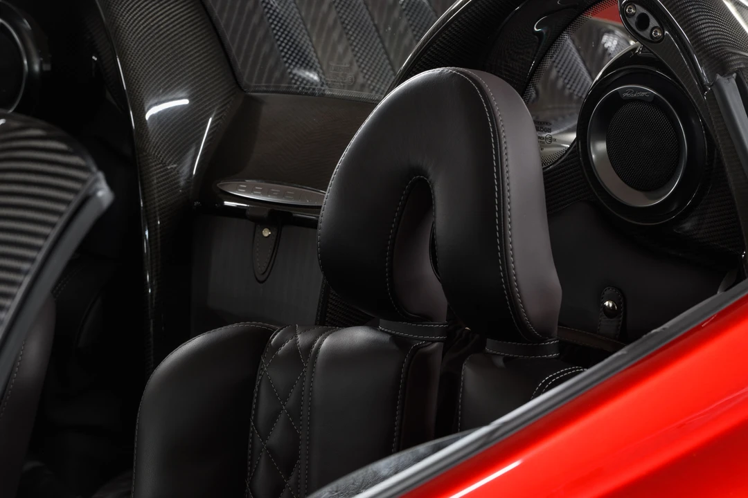 2020 Pagani Huayra - Image 19 of 31