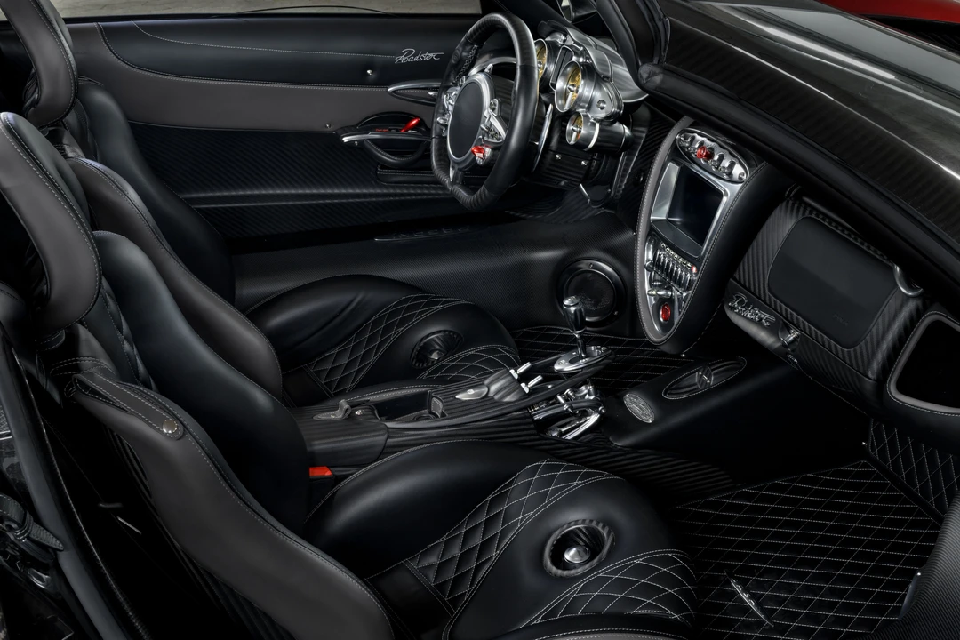 2020 Pagani Huayra - Image 23 of 31