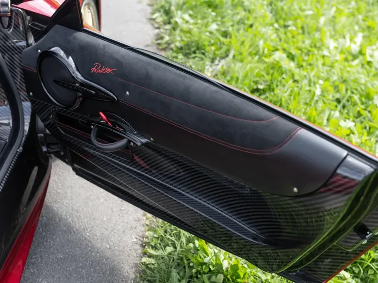 2020 Pagani Huayra - Image 19 of 31