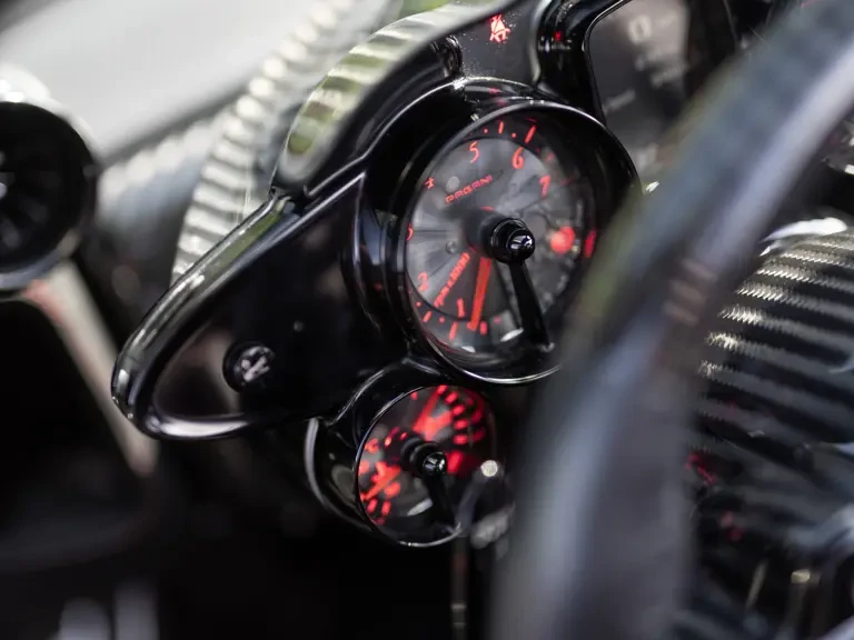 2020 Pagani Huayra - Image 30 of 31