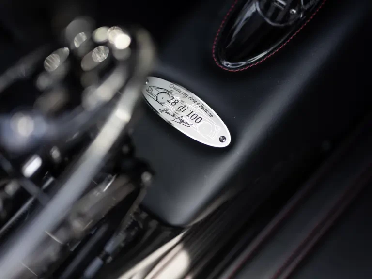 2020 Pagani Huayra - Image 17 of 31