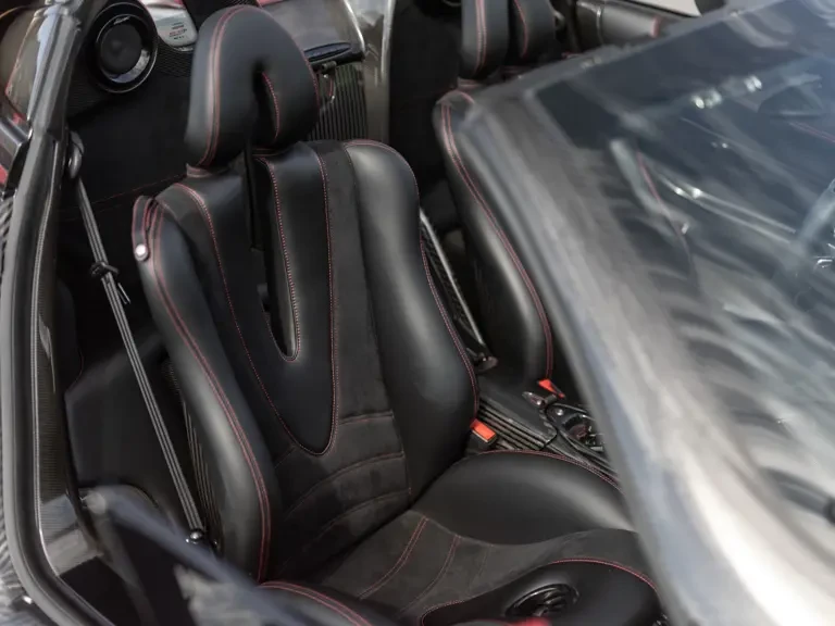 2020 Pagani Huayra - Image 23 of 31