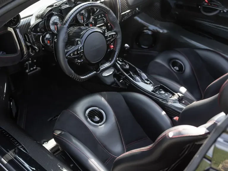 2020 Pagani Huayra - Image 26 of 31