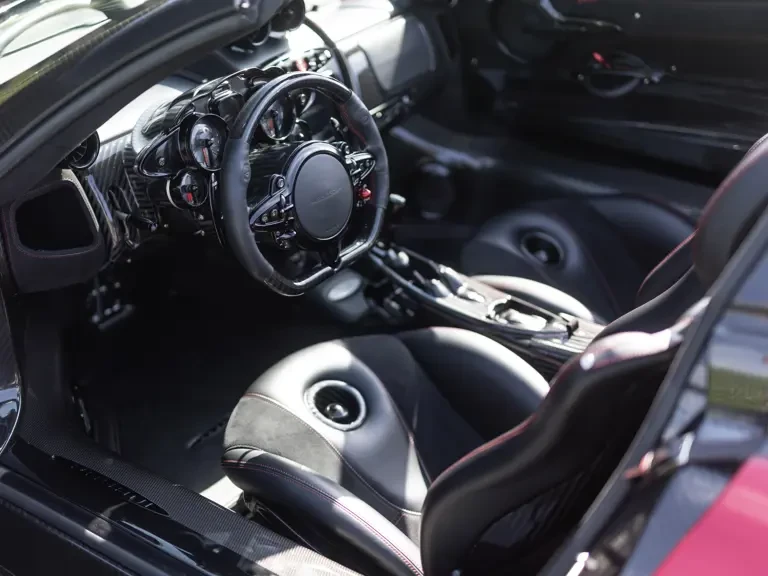 2020 Pagani Huayra - Image 5 of 31