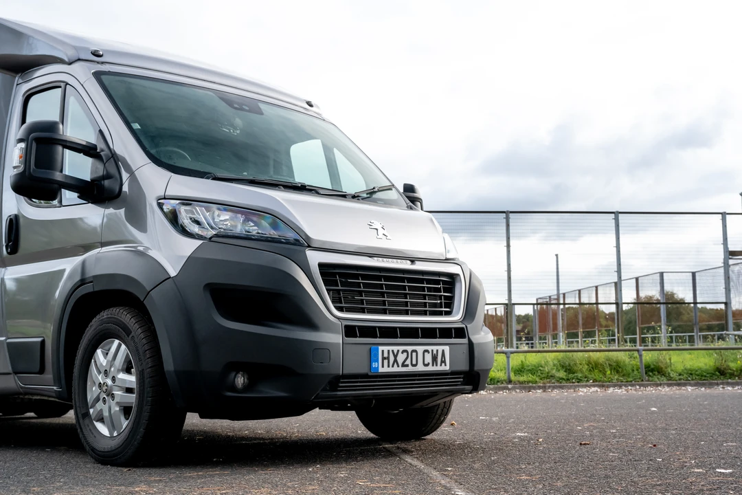2019 Peugeot - Image 21 of 31