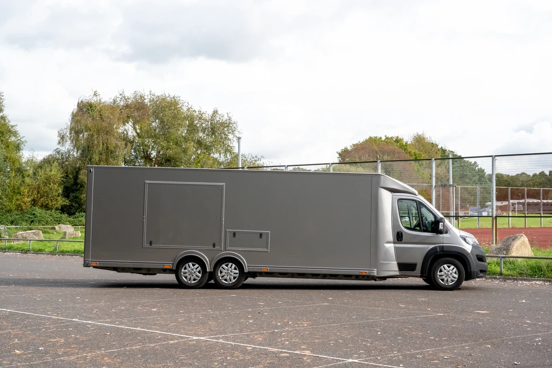 2019 Peugeot - Image 9 of 31