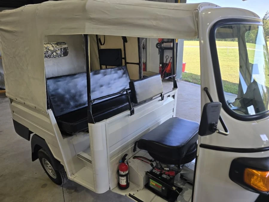 2020 Piaggio - Image 9 of 20
