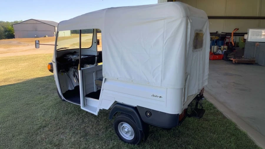 2020 Piaggio - Image 4 of 17