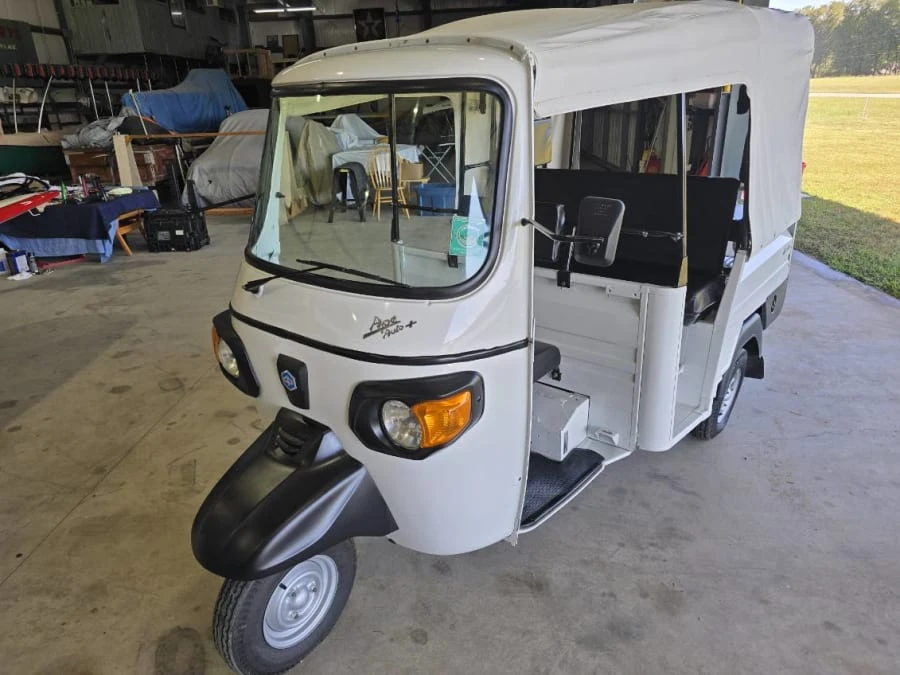2020 Piaggio - Image 7 of 17