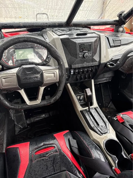 2020 Polaris - Image 5 of 10