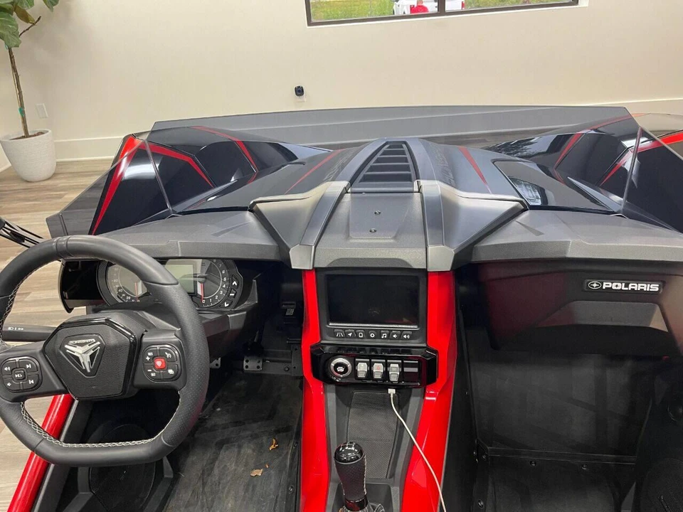 2020 Polaris Slingshot - Image 8 of 15