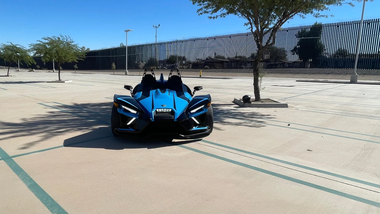 2020 Polaris Slingshot - Image 6 of 31
